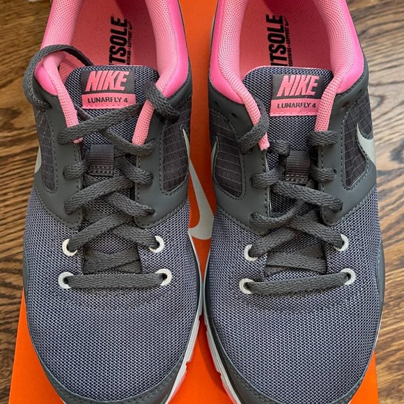 WMNS Nike Lunarfly+4 Size 8 - Picture 1 of 4